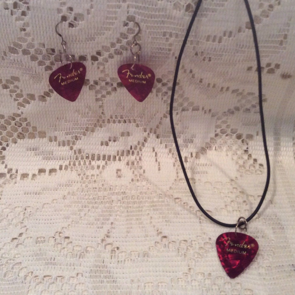 SOLD-FENDER Guitar Pick Wire EARRINGS & NECKLACE - Picture 6 of 8